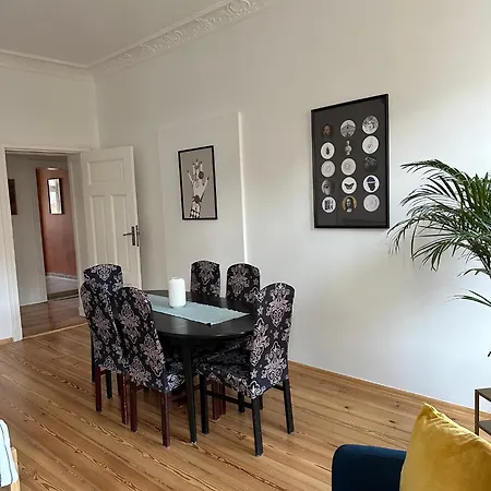 Trzecie Pietro Appartamento *