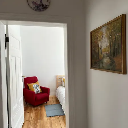 Trzecie Pietro Apartment *