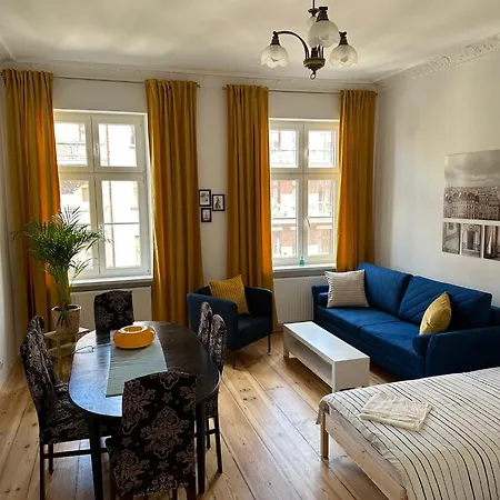 Trzecie Pietro * 포즈난