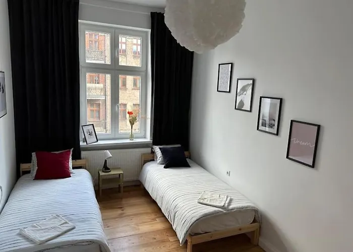 Trzecie Pietro * פוזנן