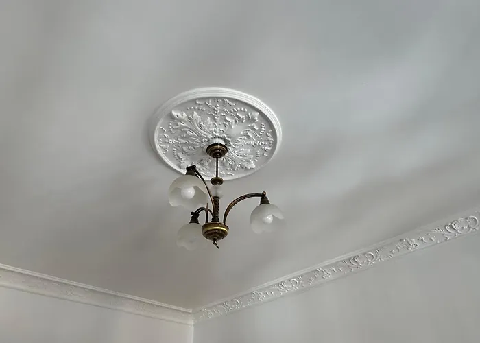 Trzecie Pietro 아파트